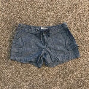 Banana Republic size 4 Bermudas